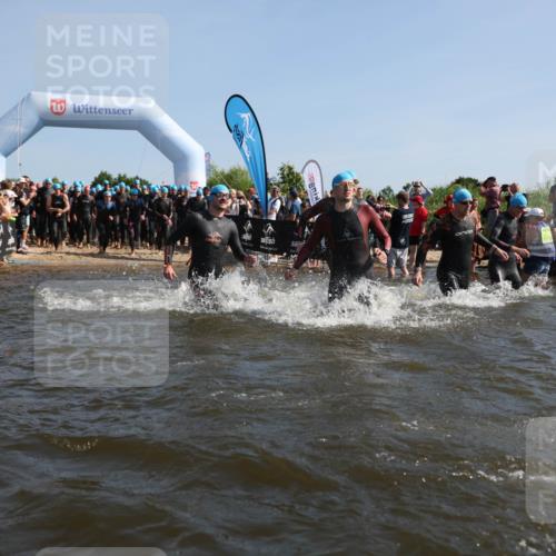 22.06.2025 - Viking Triathlon Michael Strokosch http://msf.ph/oto/8056297 22.06.2025 10:02:41 Schwimmen 98, 114, 161, 193, 264, 297, 323, 366, 427, 429, 430, 486, 513, 546, 552 meine-sportfotos.de
