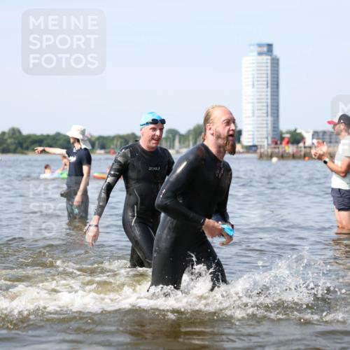 22.06.2025 - Viking Triathlon Michael Strokosch http://msf.ph/oto/8056518 22.06.2025 10:31:26 Schwimmen 3, 8, 236, 311, 469, 613, 648 meine-sportfotos.de