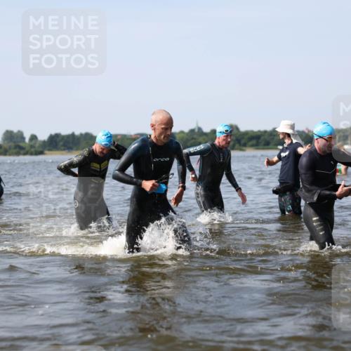 22.06.2025 - Viking Triathlon Michael Strokosch http://msf.ph/oto/8056588 22.06.2025 10:31:46 Schwimmen 87, 98, 99, 124, 125, 137, 158, 189, 224, 340, 350, 435, 507, 555, 658 meine-sportfotos.de