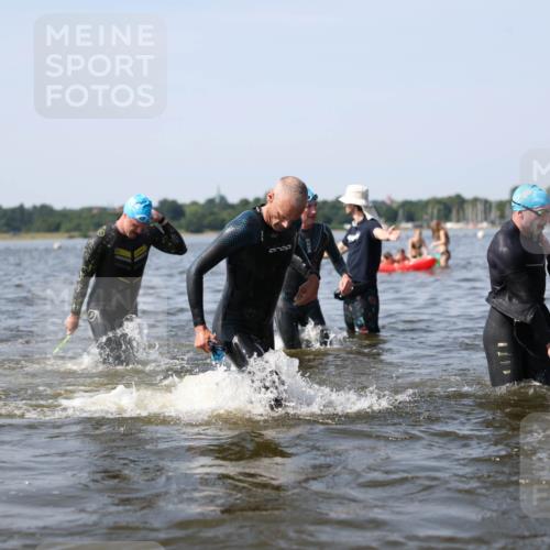 22.06.2025 - Viking Triathlon Michael Strokosch http://msf.ph/oto/8056591 22.06.2025 10:31:47 Schwimmen 87, 98, 99, 124, 125, 137, 158, 189, 224, 340, 350, 435, 507, 555, 658 meine-sportfotos.de