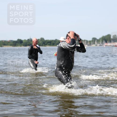 22.06.2025 - Viking Triathlon Michael Strokosch http://msf.ph/oto/8056648 22.06.2025 10:31:57 Schwimmen 63, 87, 99, 124, 125, 193, 224, 226, 271, 435, 449, 464, 488, 507, 555, 658 meine-sportfotos.de