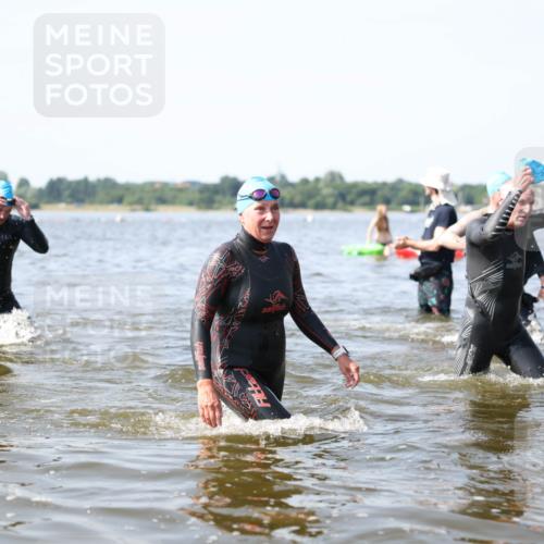 22.06.2025 - Viking Triathlon Michael Strokosch http://msf.ph/oto/8056670 22.06.2025 10:32:02 Schwimmen 63, 87, 193, 207, 226, 271, 435, 449, 464, 488, 507, 658 meine-sportfotos.de