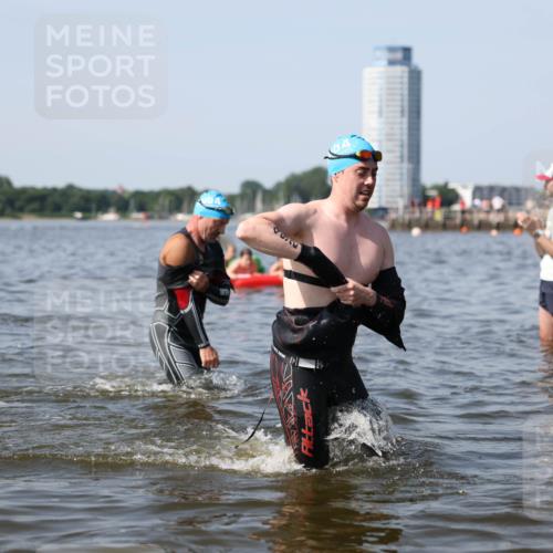 22.06.2025 - Viking Triathlon Michael Strokosch http://msf.ph/oto/8056779 22.06.2025 10:32:28 Schwimmen 53, 80, 147, 170, 173, 461, 492 meine-sportfotos.de
