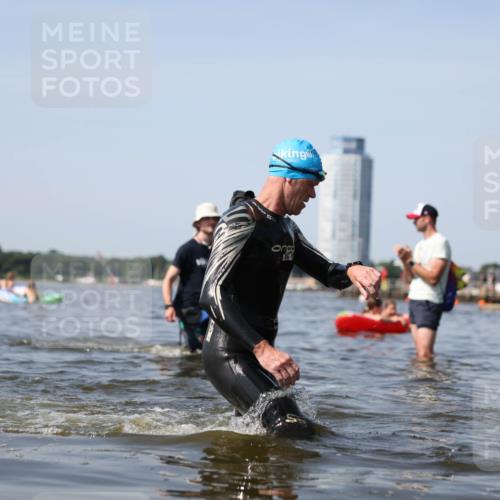 22.06.2025 - Viking Triathlon Michael Strokosch http://msf.ph/oto/8056855 22.06.2025 10:33:00 Schwimmen 91, 113, 287, 399 meine-sportfotos.de