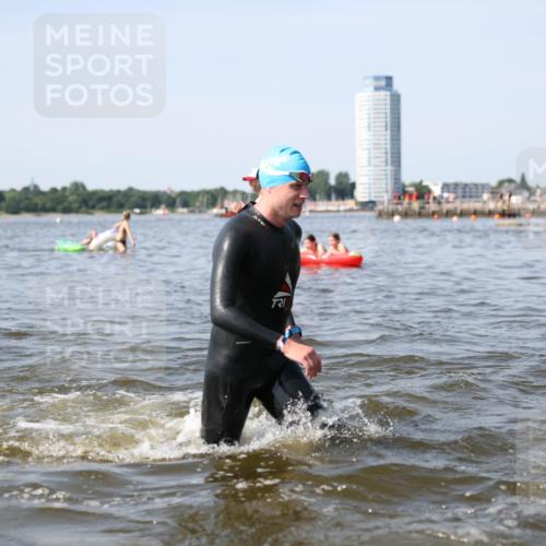 22.06.2025 - Viking Triathlon Michael Strokosch http://msf.ph/oto/8056967 22.06.2025 10:33:41 Schwimmen 5, 38, 50, 149, 229, 242, 255, 304, 348, 382, 438, 457, 522 meine-sportfotos.de