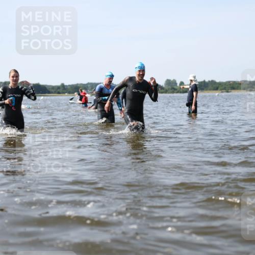 22.06.2025 - Viking Triathlon Michael Strokosch http://msf.ph/oto/8057175 22.06.2025 10:34:32 Schwimmen 114, 247, 284, 306, 323, 341, 366, 430, 486, 520, 546 meine-sportfotos.de