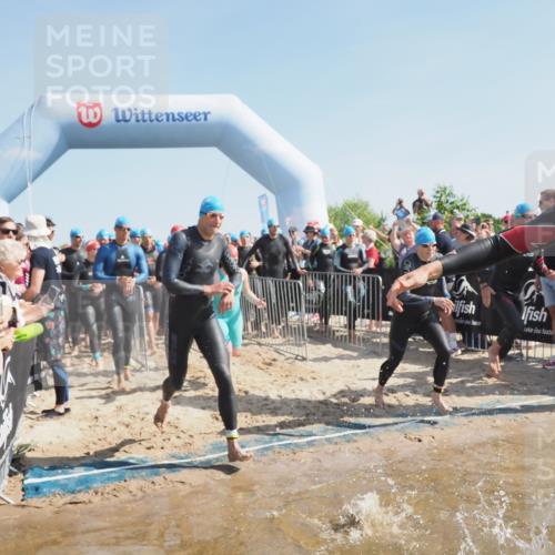 22.06.2025 - Viking Triathlon MichiJ http://msf.ph/oto/8057345 22.06.2025 10:00:15 Schwimmen 2, 4, 10, 49, 81, 100, 122, 329, 420, 485, 521, 544, 609, 611 meine-sportfotos.de