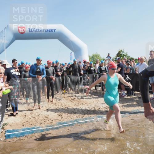 22.06.2025 - Viking Triathlon MichiJ http://msf.ph/oto/8057355 22.06.2025 10:00:16 Schwimmen 2, 4, 10, 49, 81, 100, 122, 329, 420, 455, 473, 485, 521, 544, 557, 609, 610, 611, 617 meine-sportfotos.de