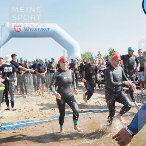 22.06.2025 - Viking Triathlon MichiJ http://msf.ph/oto/8057391 22.06.2025 10:00:18 Schwimmen 2, 4, 10, 15, 28, 49, 81, 100, 122, 175, 288, 329, 367, 420, 455, 473, 485, 521, 544, 557, 609, 610, 611, 617 meine-sportfotos.de