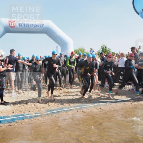 22.06.2025 - Viking Triathlon MichiJ http://msf.ph/oto/8057662 22.06.2025 10:00:33 Schwimmen 1, 6, 7, 11, 13, 14, 30, 45, 46, 52, 87, 152, 176, 178, 196, 198, 200, 230, 286, 374, 401, 526, 534, 623, 628, 641, 642, 651, 661 meine-sportfotos.de