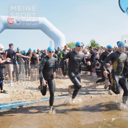 22.06.2025 - Viking Triathlon MichiJ http://msf.ph/oto/8057674 22.06.2025 10:00:33 Schwimmen 1, 6, 7, 11, 13, 14, 30, 45, 46, 52, 87, 152, 176, 178, 196, 198, 200, 230, 286, 374, 401, 526, 534, 623, 628, 641, 642, 651, 661 meine-sportfotos.de