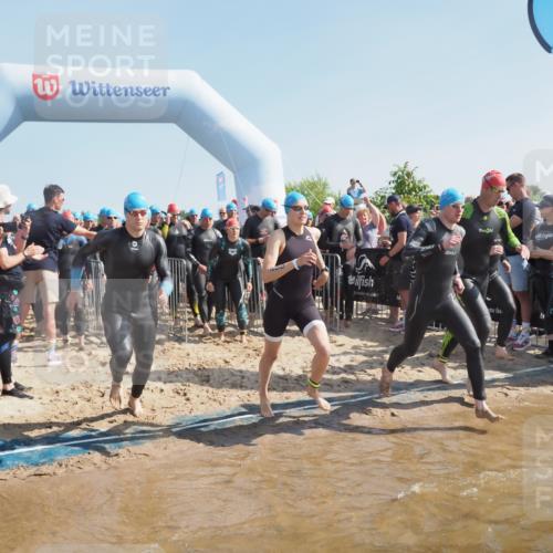 22.06.2025 - Viking Triathlon MichiJ http://msf.ph/oto/8057697 22.06.2025 10:00:36 Schwimmen 1, 7, 8, 11, 13, 30, 45, 52, 87, 152, 178, 196, 198, 200, 230, 368, 374, 401, 414, 526, 534, 616, 623, 628, 641, 642, 651, 661 meine-sportfotos.de
