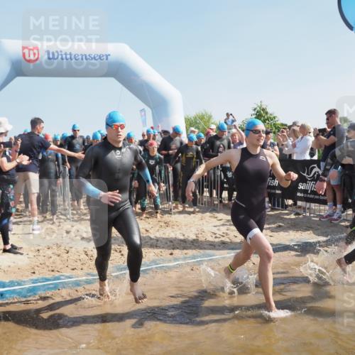 22.06.2025 - Viking Triathlon MichiJ http://msf.ph/oto/8057705 22.06.2025 10:00:36 Schwimmen 1, 7, 8, 11, 13, 30, 45, 52, 87, 152, 178, 196, 198, 200, 230, 368, 374, 401, 414, 526, 534, 616, 623, 628, 641, 642, 651, 661 meine-sportfotos.de