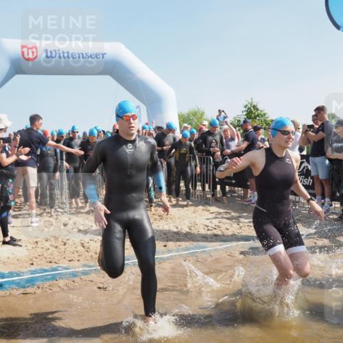 22.06.2025 - Viking Triathlon MichiJ http://msf.ph/oto/8057710 22.06.2025 10:00:36 Schwimmen 1, 7, 8, 11, 13, 30, 45, 52, 87, 152, 178, 196, 198, 200, 230, 368, 374, 401, 414, 526, 534, 616, 623, 628, 641, 642, 651, 661 meine-sportfotos.de
