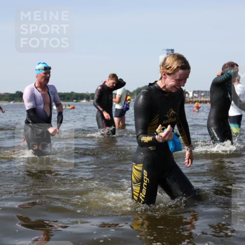 22.06.2025 - Viking Triathlon Michael Strokosch http://msf.ph/oto/8057723 22.06.2025 10:39:08 Schwimmen 40, 57, 79, 148, 181, 182, 185, 276, 295, 351, 386, 408, 416, 451, 536, 654 meine-sportfotos.de