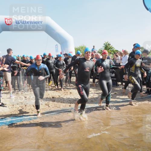 22.06.2025 - Viking Triathlon MichiJ http://msf.ph/oto/8057736 22.06.2025 10:00:39 Schwimmen 1, 7, 8, 9, 11, 13, 30, 45, 87, 145, 178, 184, 196, 200, 289, 306, 368, 374, 401, 414, 491, 526, 534, 612, 613, 616, 623, 628, 641, 642, 651 meine-sportfotos.de