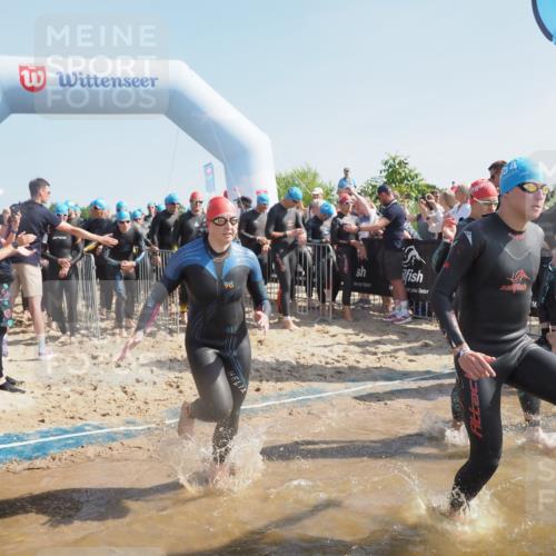 22.06.2025 - Viking Triathlon MichiJ http://msf.ph/oto/8057747 22.06.2025 10:00:39 Schwimmen 1, 7, 8, 9, 11, 13, 30, 45, 87, 145, 178, 184, 196, 200, 289, 306, 368, 374, 401, 414, 491, 526, 534, 612, 613, 616, 623, 628, 641, 642, 651 meine-sportfotos.de