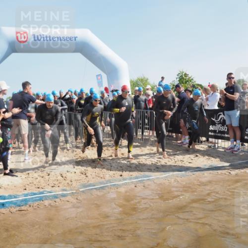 22.06.2025 - Viking Triathlon MichiJ http://msf.ph/oto/8057797 22.06.2025 10:00:46 Schwimmen 8, 9, 132, 145, 184, 200, 258, 289, 301, 306, 352, 368, 414, 491, 526, 612, 613, 616, 630, 652 meine-sportfotos.de