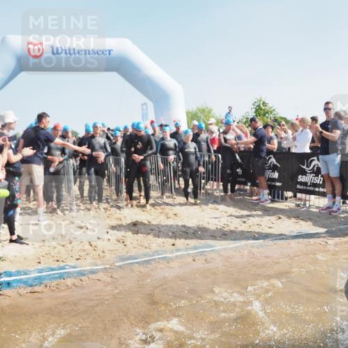 22.06.2025 - Viking Triathlon MichiJ http://msf.ph/oto/8057841 22.06.2025 10:00:47 Schwimmen 8, 9, 132, 145, 184, 200, 258, 289, 301, 306, 352, 368, 414, 491, 526, 612, 613, 616, 630, 652 meine-sportfotos.de