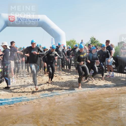 22.06.2025 - Viking Triathlon MichiJ http://msf.ph/oto/8057868 22.06.2025 10:00:56 Schwimmen 50, 90, 113, 124, 132, 236, 243, 258, 300, 301, 347, 352, 384, 652, 658 meine-sportfotos.de