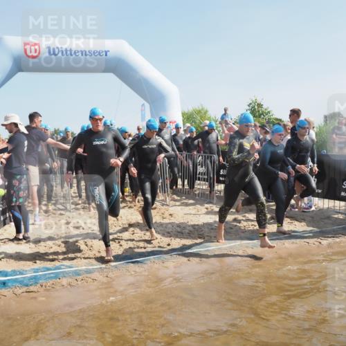 22.06.2025 - Viking Triathlon MichiJ http://msf.ph/oto/8057873 22.06.2025 10:00:56 Schwimmen 50, 90, 113, 124, 132, 236, 243, 258, 300, 301, 347, 352, 384, 652, 658 meine-sportfotos.de