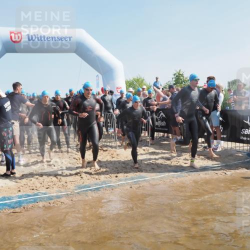 22.06.2025 - Viking Triathlon MichiJ http://msf.ph/oto/8057897 22.06.2025 10:01:00 Schwimmen 12, 50, 63, 90, 113, 124, 236, 243, 294, 300, 347, 350, 384, 458, 658 meine-sportfotos.de