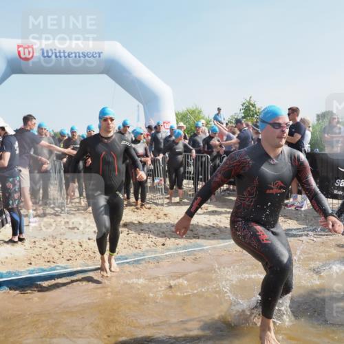 22.06.2025 - Viking Triathlon MichiJ http://msf.ph/oto/8057922 22.06.2025 10:01:01 Schwimmen 12, 50, 63, 90, 113, 124, 236, 243, 294, 300, 347, 350, 384, 458, 658 meine-sportfotos.de