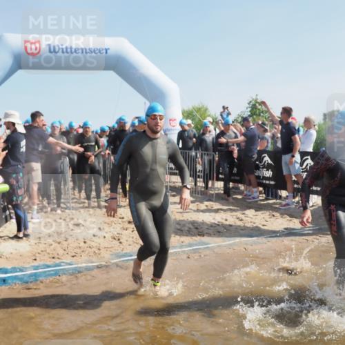 22.06.2025 - Viking Triathlon MichiJ http://msf.ph/oto/8057959 22.06.2025 10:01:07 Schwimmen 12, 50, 63, 113, 124, 131, 147, 236, 294, 330, 347, 350, 443, 458, 488 meine-sportfotos.de