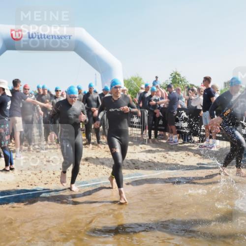 22.06.2025 - Viking Triathlon MichiJ http://msf.ph/oto/8057971 22.06.2025 10:01:12 Schwimmen 12, 53, 63, 131, 147, 173, 214, 294, 330, 341, 350, 443, 444, 458, 488 meine-sportfotos.de