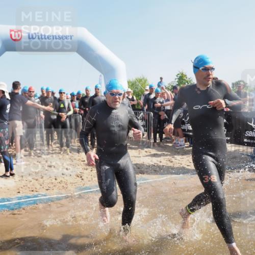22.06.2025 - Viking Triathlon MichiJ http://msf.ph/oto/8057992 22.06.2025 10:01:12 Schwimmen 12, 53, 63, 131, 147, 173, 214, 294, 330, 341, 350, 443, 444, 458, 488 meine-sportfotos.de