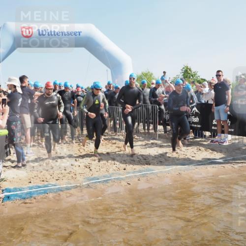 22.06.2025 - Viking Triathlon MichiJ http://msf.ph/oto/8058004 22.06.2025 10:01:15 Schwimmen 38, 53, 131, 147, 173, 214, 284, 287, 311, 330, 341, 443, 444, 488, 643 meine-sportfotos.de