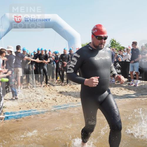 22.06.2025 - Viking Triathlon MichiJ http://msf.ph/oto/8058040 22.06.2025 10:01:17 Schwimmen 38, 53, 131, 147, 173, 214, 284, 287, 311, 330, 341, 443, 444, 488, 643 meine-sportfotos.de