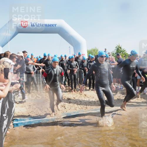 22.06.2025 - Viking Triathlon MichiJ http://msf.ph/oto/8058100 22.06.2025 10:01:42 Schwimmen 19, 33, 170, 272, 310, 320, 344, 399, 438, 461, 496, 507, 555, 604, 626 meine-sportfotos.de
