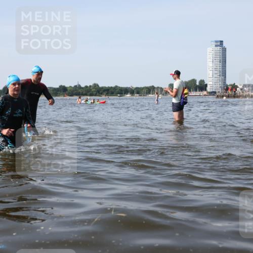 22.06.2025 - Viking Triathlon Michael Strokosch http://msf.ph/oto/8058117 22.06.2025 10:38:15 Schwimmen 61, 72, 89, 179, 191, 209, 447, 535, 662 meine-sportfotos.de