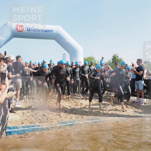 22.06.2025 - Viking Triathlon MichiJ http://msf.ph/oto/8058204 22.06.2025 10:02:11 Schwimmen 21, 107, 127, 137, 139, 149, 207, 247, 309, 365, 382, 387, 415, 492, 522 meine-sportfotos.de