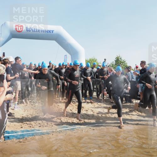 22.06.2025 - Viking Triathlon MichiJ http://msf.ph/oto/8058209 22.06.2025 10:02:11 Schwimmen 21, 107, 127, 137, 139, 149, 207, 247, 309, 365, 382, 387, 415, 492, 522 meine-sportfotos.de