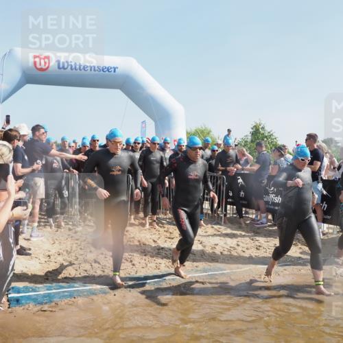 22.06.2025 - Viking Triathlon MichiJ http://msf.ph/oto/8058215 22.06.2025 10:02:11 Schwimmen 21, 107, 127, 137, 139, 149, 207, 247, 309, 365, 382, 387, 415, 492, 522 meine-sportfotos.de