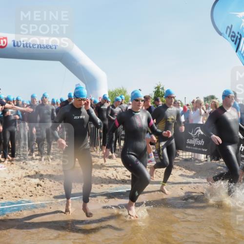 22.06.2025 - Viking Triathlon MichiJ http://msf.ph/oto/8058273 22.06.2025 10:02:26 Schwimmen 75, 78, 103, 180, 188, 189, 255, 265, 283, 331, 464, 469, 520, 532, 549 meine-sportfotos.de
