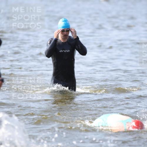 22.06.2025 - Viking Triathlon H.Heesch http://msf.ph/oto/8058531 22.06.2025 10:27:31 Schwimmen 1, 176, 272, 286, 611 meine-sportfotos.de