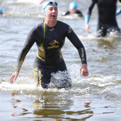 22.06.2025 - Viking Triathlon H.Heesch http://msf.ph/oto/8058734 22.06.2025 10:28:44 Schwimmen 15, 258, 301, 368, 414, 443, 628 meine-sportfotos.de