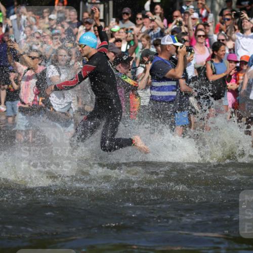 22.06.2025 - Viking Triathlon H.Heesch http://msf.ph/oto/8059005 22.06.2025 10:00:17 Schwimmen 2, 4, 10, 49, 81, 100, 122, 329, 420, 455, 473, 485, 521, 544, 557, 609, 610, 611, 617 meine-sportfotos.de