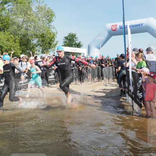 22.06.2025 - Viking Triathlon KatJ http://msf.ph/oto/8059017 22.06.2025 10:00:17 Schwimmen 2, 4, 10, 49, 81, 100, 122, 329, 420, 455, 473, 485, 521, 544, 557, 609, 610, 611, 617 meine-sportfotos.de