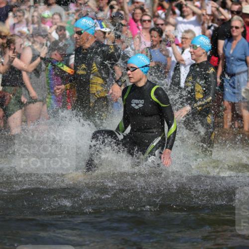 22.06.2025 - Viking Triathlon H.Heesch http://msf.ph/oto/8059042 22.06.2025 10:00:24 Schwimmen 6, 10, 14, 15, 28, 46, 49, 52, 81, 122, 152, 175, 176, 198, 230, 286, 288, 329, 367, 420, 455, 473, 485, 544, 557, 610, 611, 617, 661 meine-sportfotos.de