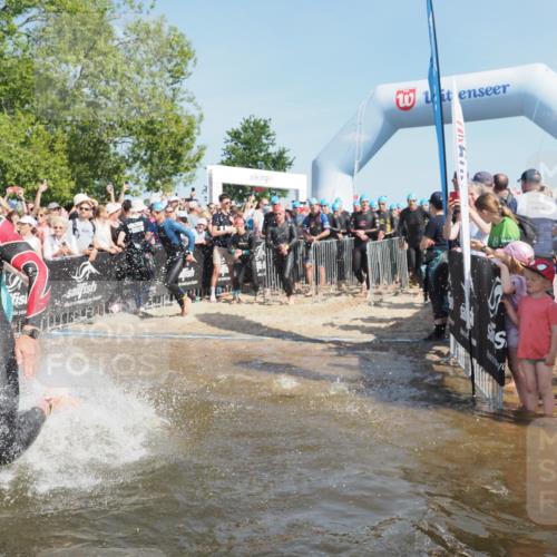 22.06.2025 - Viking Triathlon KatJ http://msf.ph/oto/8059045 22.06.2025 10:00:18 Schwimmen 2, 4, 10, 15, 28, 49, 81, 100, 122, 175, 288, 329, 367, 420, 455, 473, 485, 521, 544, 557, 609, 610, 611, 617 meine-sportfotos.de