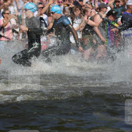 22.06.2025 - Viking Triathlon H.Heesch http://msf.ph/oto/8059057 22.06.2025 10:00:26 Schwimmen 1, 6, 10, 13, 14, 15, 28, 30, 46, 49, 52, 81, 152, 175, 176, 198, 230, 286, 288, 367, 374, 420, 455, 473, 534, 544, 557, 610, 611, 617, 661 meine-sportfotos.de