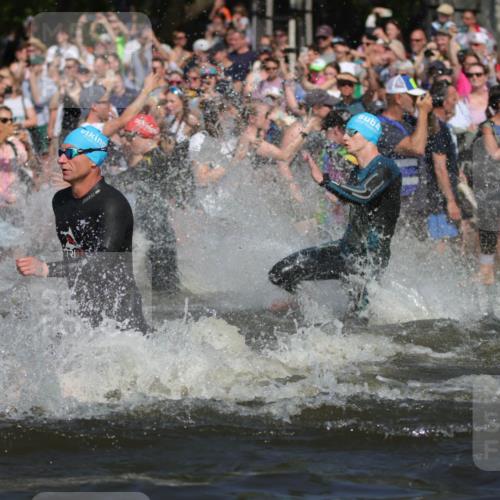 22.06.2025 - Viking Triathlon H.Heesch http://msf.ph/oto/8059063 22.06.2025 10:00:27 Schwimmen 1, 6, 10, 13, 14, 15, 28, 30, 46, 49, 52, 81, 152, 175, 176, 198, 230, 286, 288, 367, 374, 420, 455, 473, 534, 557, 610, 611, 617, 661 meine-sportfotos.de