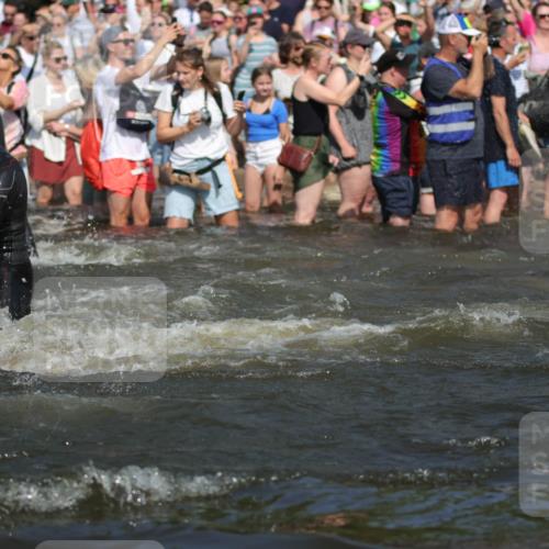 22.06.2025 - Viking Triathlon H.Heesch http://msf.ph/oto/8059100 22.06.2025 10:00:33 Schwimmen 1, 6, 7, 11, 13, 14, 30, 45, 46, 52, 87, 152, 176, 178, 196, 198, 200, 230, 286, 374, 401, 526, 534, 623, 628, 641, 642, 651, 661 meine-sportfotos.de