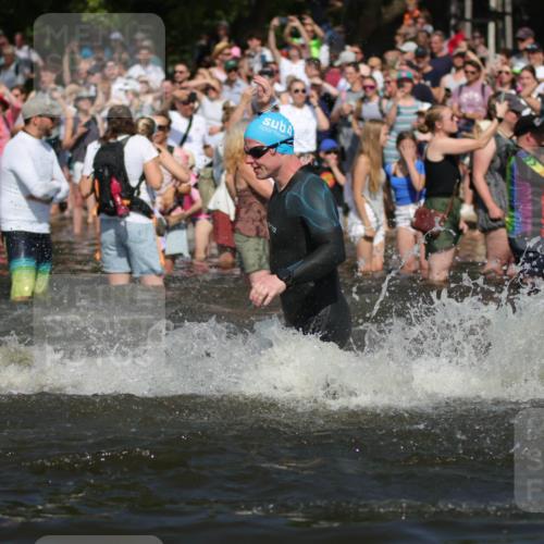 22.06.2025 - Viking Triathlon H.Heesch http://msf.ph/oto/8059152 22.06.2025 10:00:41 Schwimmen 7, 8, 9, 11, 45, 87, 145, 178, 184, 196, 200, 289, 306, 368, 401, 414, 491, 526, 612, 613, 616, 623, 628, 630, 641, 642, 651 meine-sportfotos.de