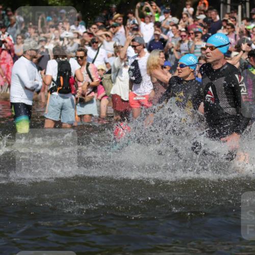 22.06.2025 - Viking Triathlon H.Heesch http://msf.ph/oto/8059193 22.06.2025 10:00:44 Schwimmen 7, 8, 9, 11, 87, 132, 145, 178, 184, 200, 258, 289, 301, 306, 352, 368, 414, 491, 526, 612, 613, 616, 628, 630, 641, 642, 652 meine-sportfotos.de
