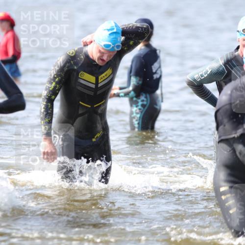 22.06.2025 - Viking Triathlon H.Heesch http://msf.ph/oto/8059356 22.06.2025 10:31:45 Schwimmen 87, 98, 99, 124, 125, 137, 158, 189, 224, 340, 350, 435, 449, 507, 555, 658 meine-sportfotos.de